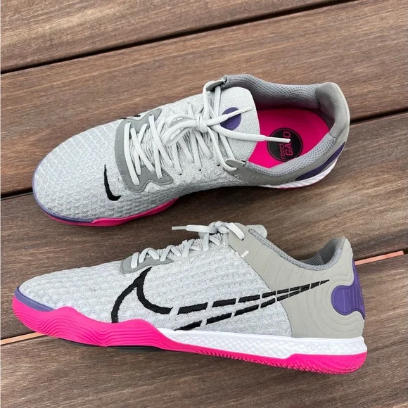 Nike Shoes Nike React Gato Indoor Soccer Shoes Size Poshmark